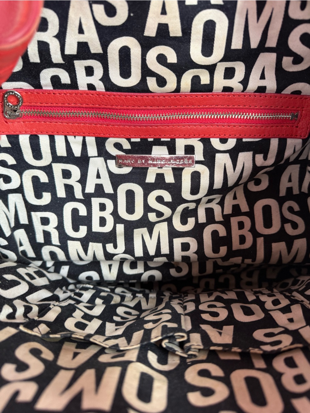 Marc by Marc Jacobs Totally Turnlock “Faridah” Hobo Bag - Picture 12 of 15